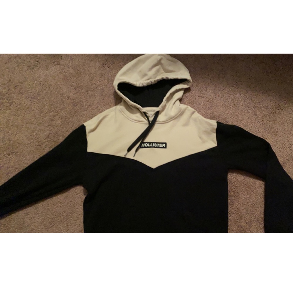 Hollister hoodie